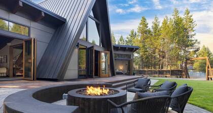 Lazy River Glamp-house by Avantstay Newly Built, Luxe Indoor-outdoor Living