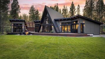 House (3 Bedrooms) | Front of property