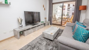 TV - Marina Real apartment 416 (Manilva)