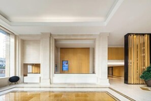 Interior - Yilong Hotel (Beijing Shijingshan Gucheng Subway Station) (Beijing)