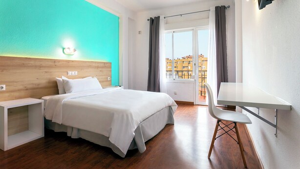 Unclassified image, 1 of 45, button - BLUESEA Torremolinos Centro (Torremolinos)