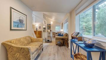 Rumah (2 Bedrooms) | Interior