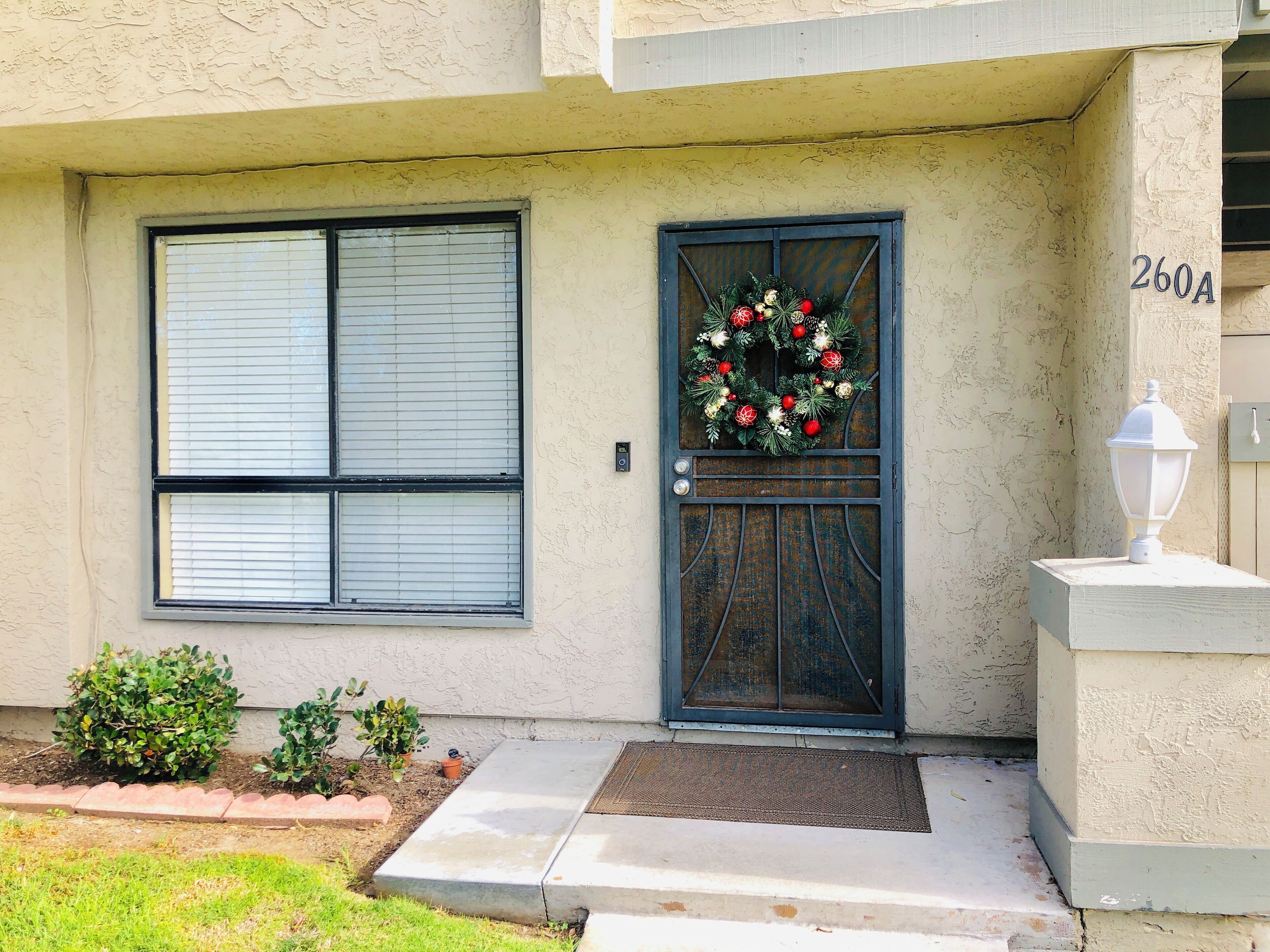 3-Bedroom Town Home in lovely Chula Vista with WiFi 20 minutes from DT San Diego