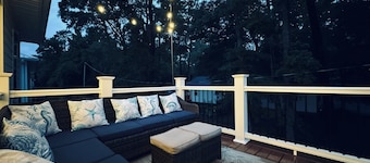 Golf Getaway - 3 Little Starfish Cove Beach Retreat w/ FREE Golf Cart