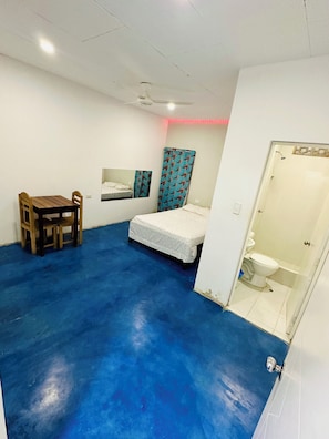 Free WiFi - Hostal Quistococha (Laraos)