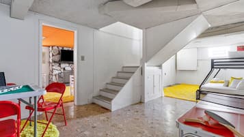 6 habitaciones, cuna de viaje, wifi gratis y ropa de cama