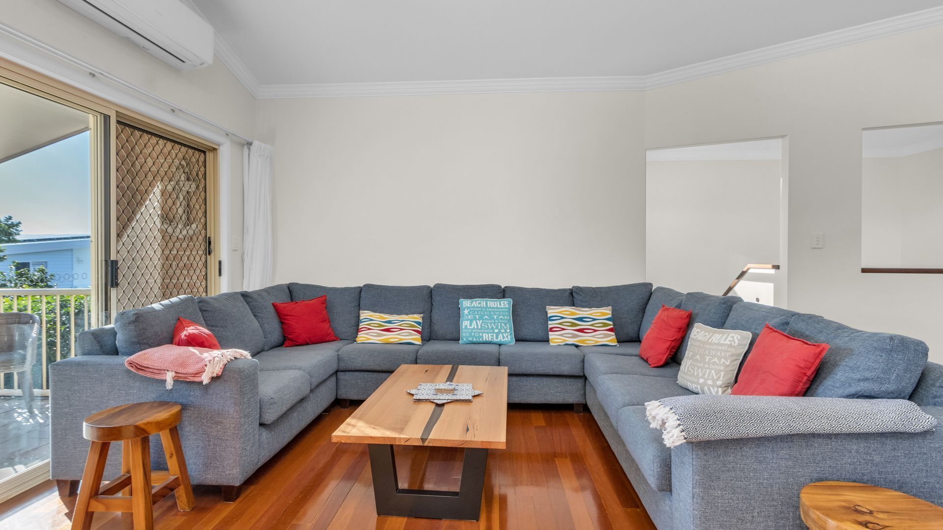Orient Lane On The Hill - Stylish 3-bedroom Retreat With Ocean Views In Original Kingscliff Village - Kingscliff