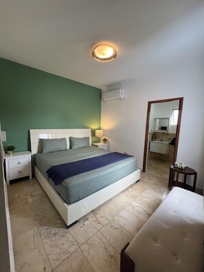 3 bedrooms, iron/ironing board, travel crib, WiFi