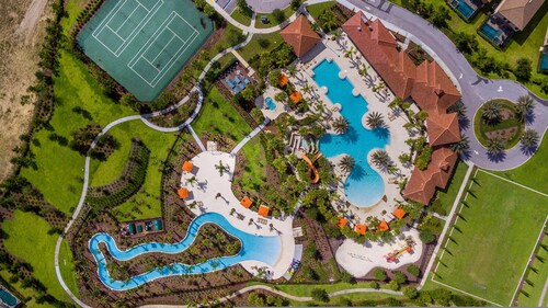Solterra 12bd 11 5bat Sleeps24 Disney Pool Spa