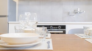 Sınıflandırılmamış resim, 83 üzerinden 5, düğme