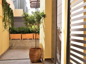 Property grounds - Villa Olivia Philopappou | City Escape Near Acropolis (Athens)