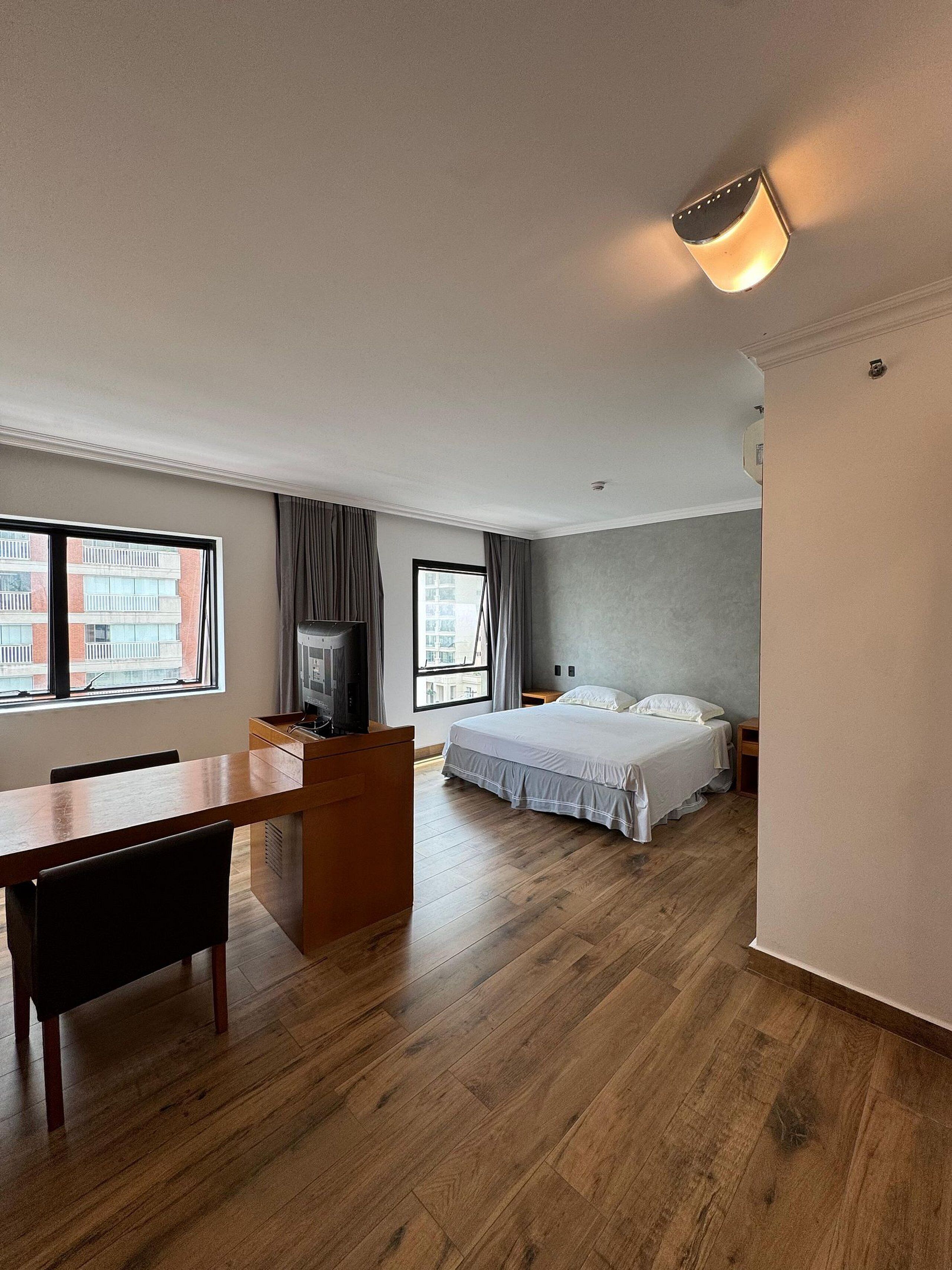 1 bedroom, blackout drapes, iron/ironing board, free WiFi