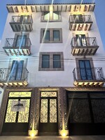 Fachada de la propiedad