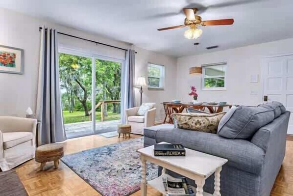 Télévision, espaces bureaux