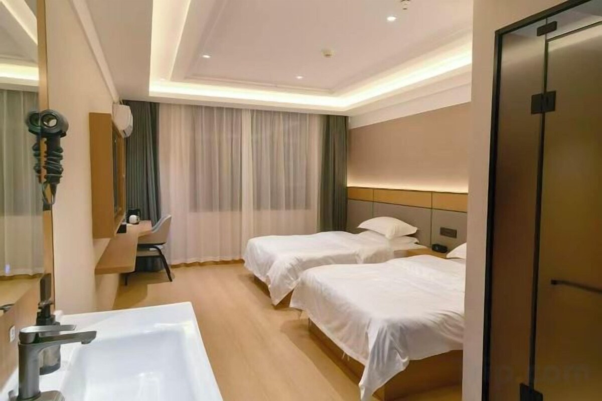 Stress-Relief Twin Bed Room (Smart Control + Smart Toilet + Electric Curtains)