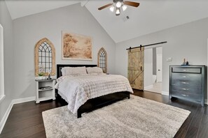 6 habitaciones, tabla de planchar con plancha y wifi gratis 