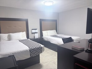 Standard Room, 2 Queen Beds, Non Smoking