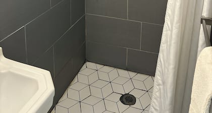 Budget Inn