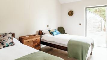 5 camere, Wi-Fi, lenzuola