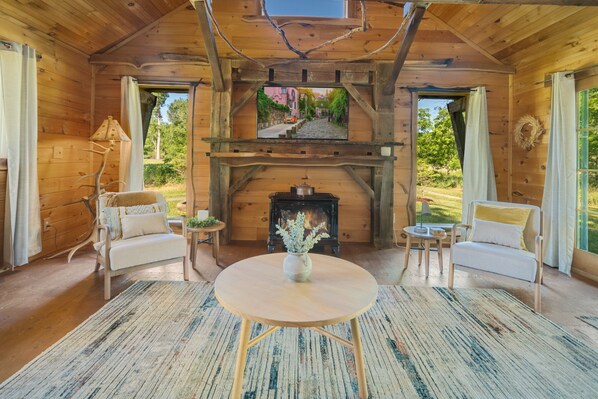 スマートテレビ、暖炉