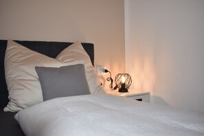 1 makuuhuone, tallelokero huoneessa, ilmainen Wi-Fi, vuodevaatteet