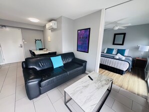 1 chambre, fer et planche Ă repasser, Wi-Fi gratuit, draps fournis
