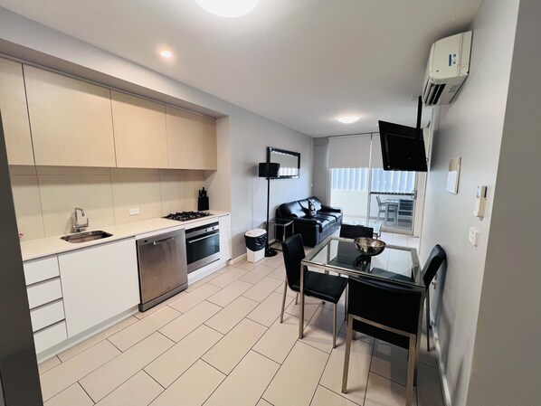 Microwave, oven, dishwasher