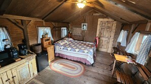 1 quarto, Wi-Fi de cortesia, roupa de cama