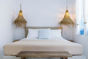 3 habitaciones, tabla de planchar con plancha, wifi y ropa de cama