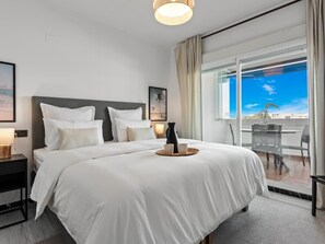 2 slaapkamers, een strijkplank/strijkijzer, wifi, beddengoed