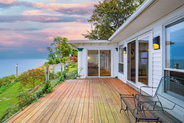 Terrace/patio - Historic Lakefront Home with Amazing Views of Lake Erie! (Eastlake)