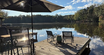 Pet-Friendly Lakefront Suite w/ Dock, Canoe, Firepit & More