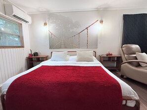 1 bedroom, free WiFi, bed sheets