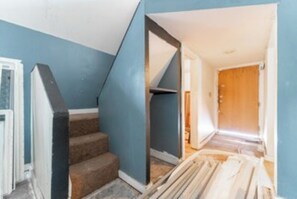 Interior - Newly Renovated 2bd/1ba Right Near Lucas Oil & Eli Lilly! 3 (Indianapolis)