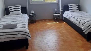 2 chambres, lit parapluie, Wi-Fi gratuit, draps fournis