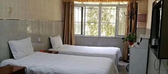 Danjiangkou Xinlong Hotel