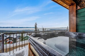 Deluxe-lejlighed - balkon - bjergudsigt | Privat spabad