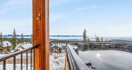 Vista at Big White Amazing Location View