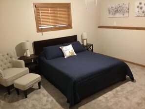 5 bedrooms, iron/ironing board, free WiFi, bed sheets