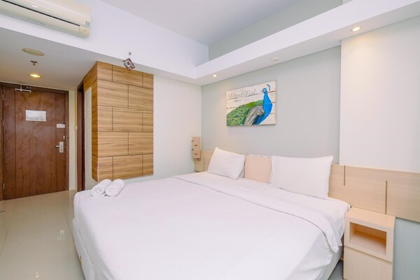 Homey And Nice Studio Bogor Icon Apartment - Bogor