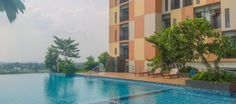 Cozy And Good Studio Sayana Bekasi Apartment