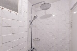 Studio | Bathroom | Shower, towels - Comfy And Homey Studio At Sky View Apartment (South Tangerang)