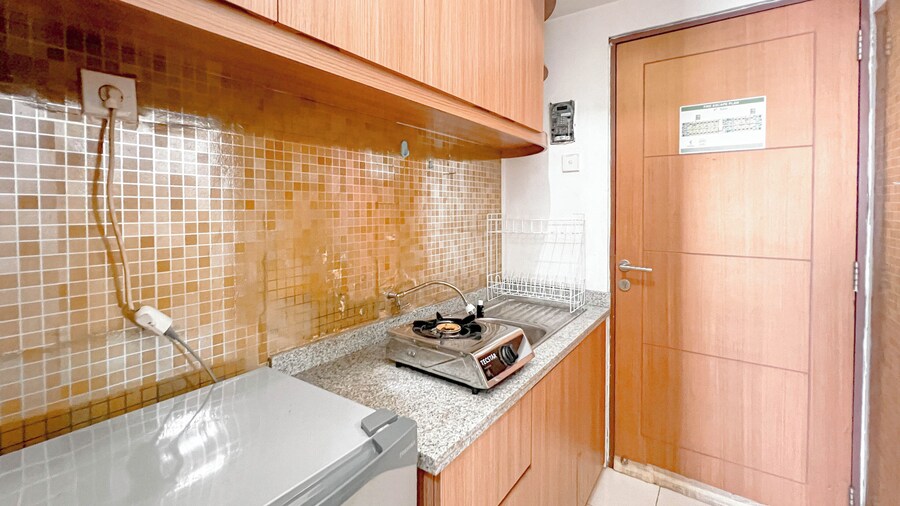 Simple And Relax Studio At Pavilion Permata Apartment