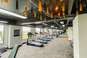 Fitness facility - Good And Homey Studio At Sky House Alam Sutera Apartment (Tangerang)