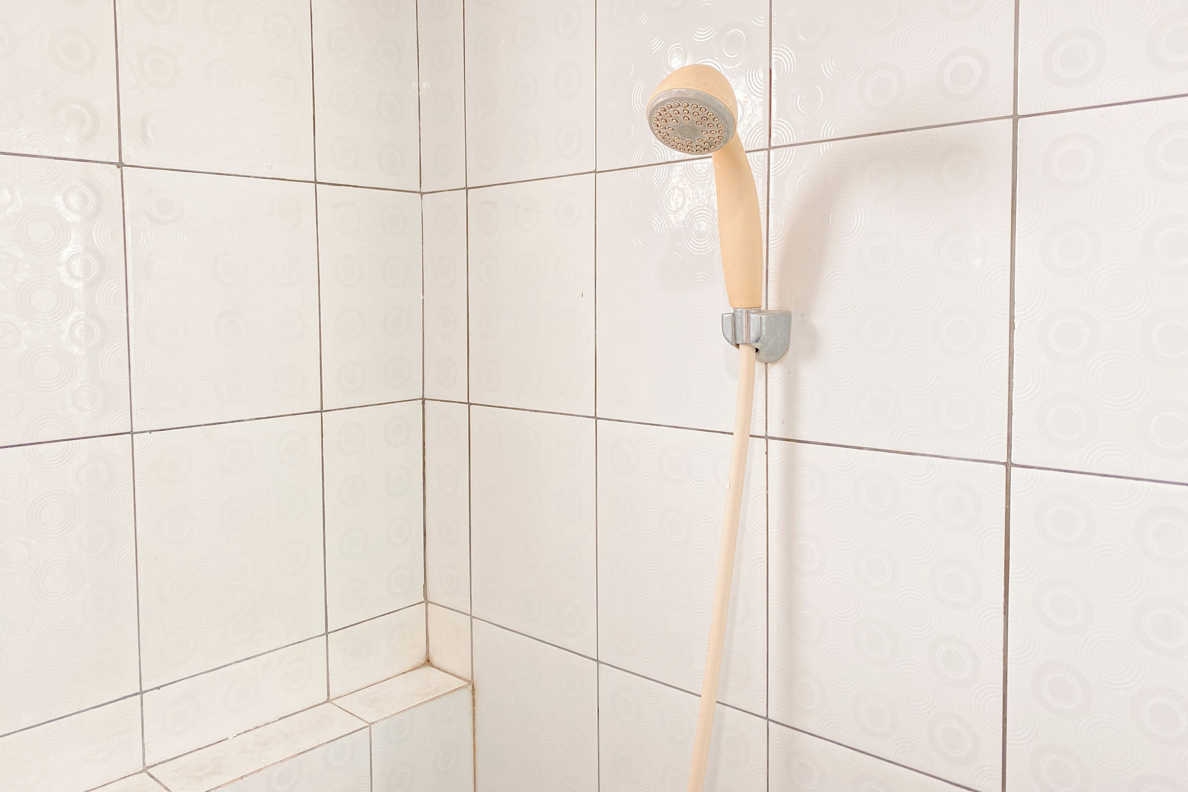 Studio | Phòng tắm | Buồng tắm vòi sen, khăn tắm 