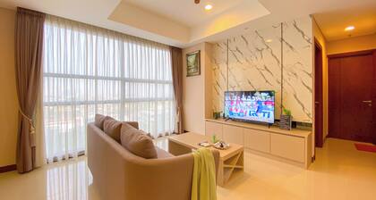 Spacious And Homey 2Br Apartment With Private Lift At The Kencana Residence