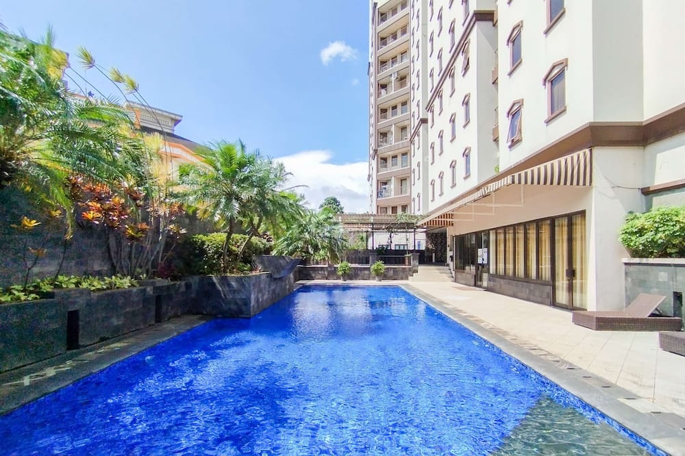 Spacious Luxury 2Br At Majesty Apartment