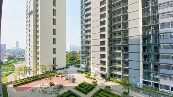 Exterior - Comfort And Simply Look Studio Daan Mogot City Apartment (Jakarta)