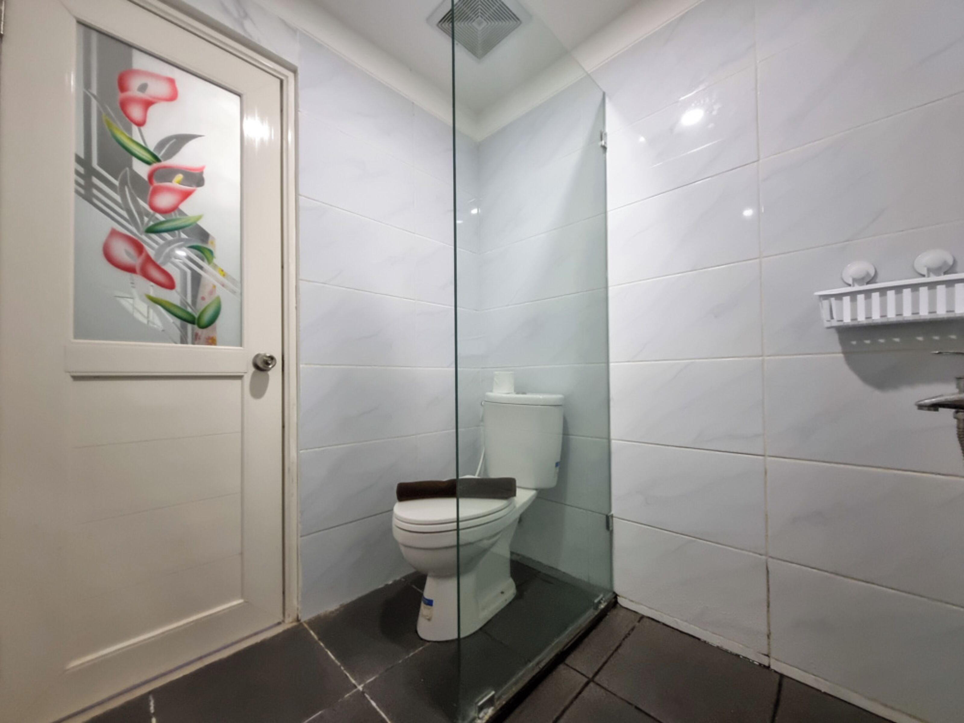 開放式客房 | 浴室 | 淋浴設備、提供毛巾