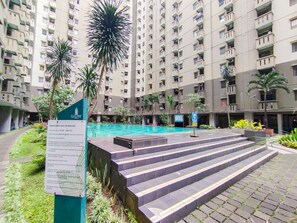 Exterior - Good Place And Cozy 2Br Apartment At Gateway Ahmad Yani Cicadas (Bandung)